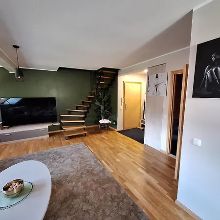 Ideaalne Peatuspaik Teatri Voi Kontserdiohtuks Apartament *